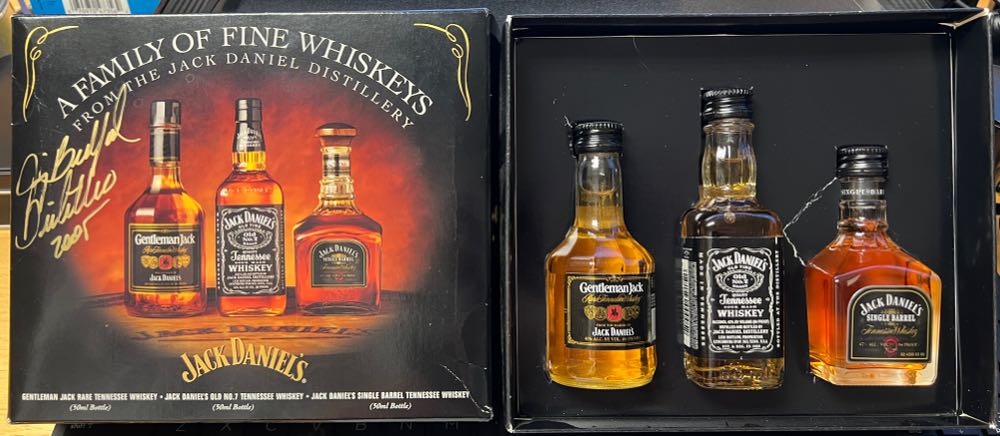  Family Of Fine Wiskey  50 ml 3 pc set - Jack Daniel’s Distillery, Lynchburg, TN (50 mL) alcohol collectible [Barcode 082184084335] - Main Image 2