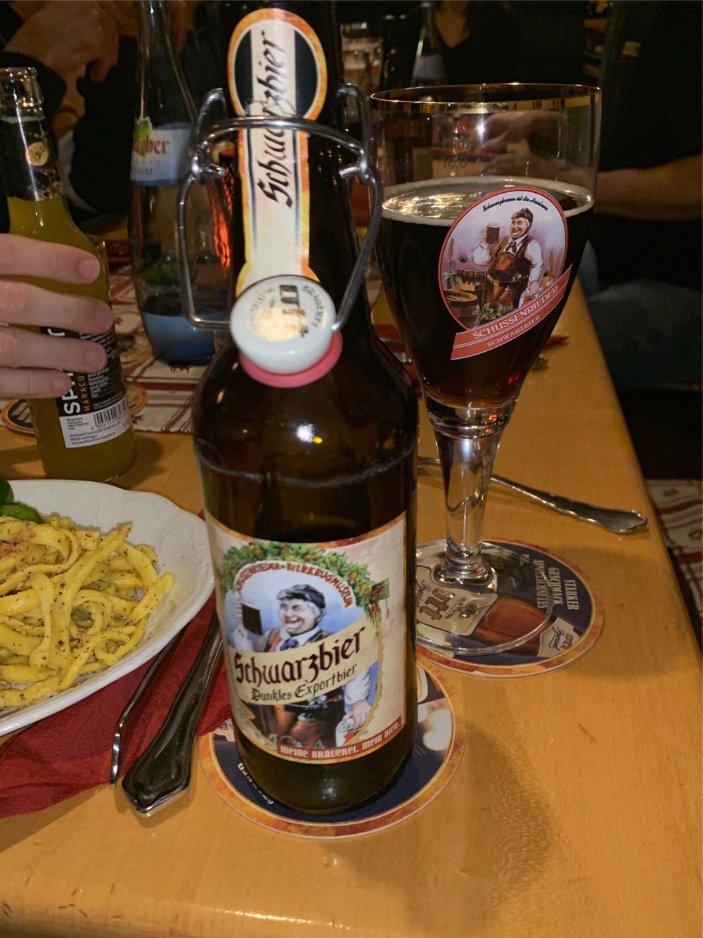 Schwarzbier  alcohol collectible [Barcode 4003237001112] - Main Image 2