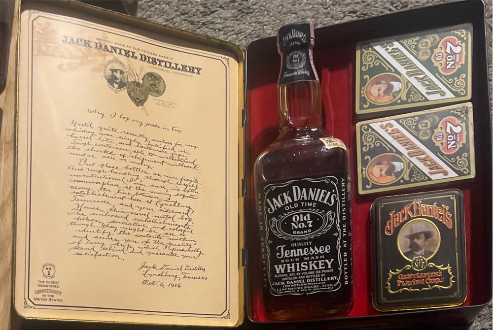 Tin - 1904 Gold Medal - Jack Daniel’s (750 mL) alcohol collectible - Main Image 2