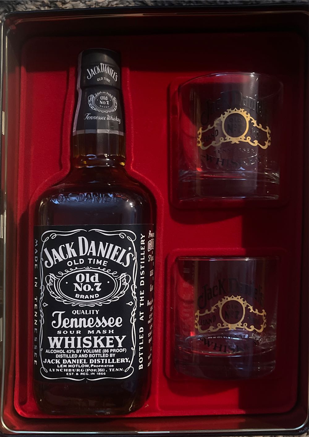 Xxxx - Box Set - Double Tin  - Jack Daniel’s (750 mL) alcohol collectible [Barcode 5099873090497] - Main Image 2