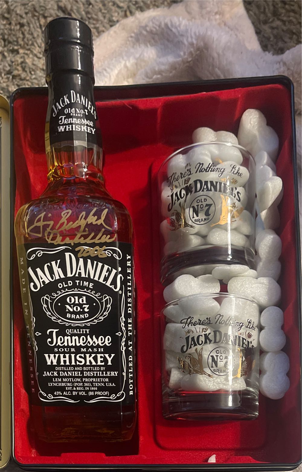 Tin - Heritage Series #2 - Jack Daniel’s (750 mL) alcohol collectible - Main Image 3