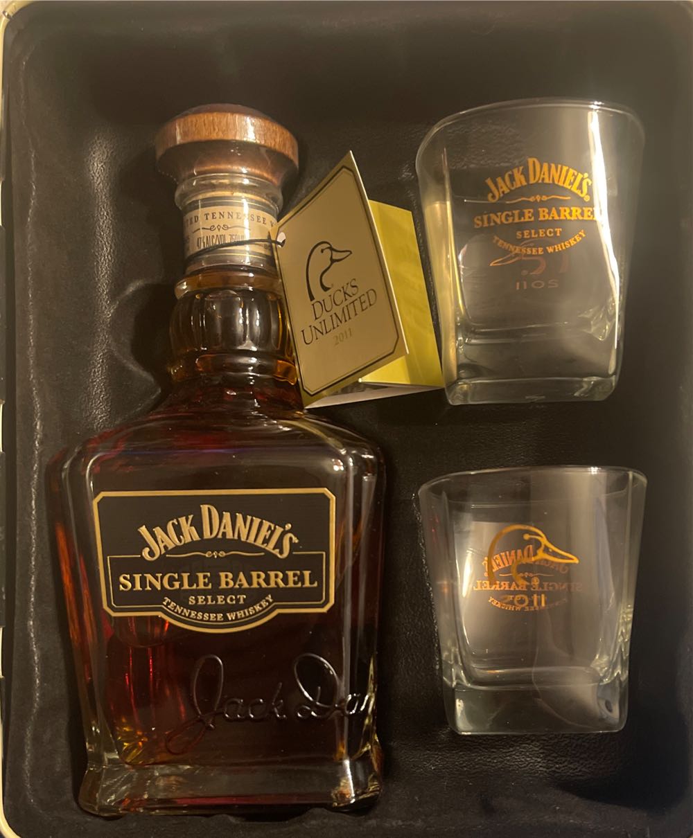 Tin - 2011 Ducks unlimited - Jack Daniel’s (750 mL) alcohol collectible - Main Image 3