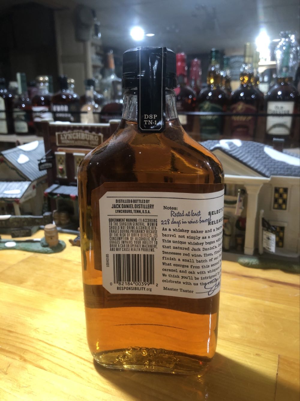 LIQUOR : Tasters #3  (375 mL) alcohol collectible - Main Image 2