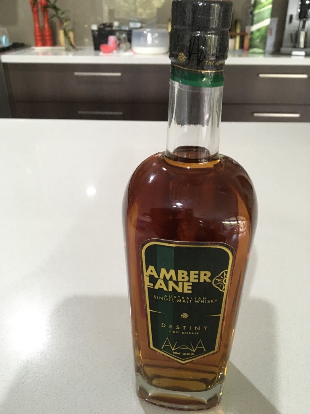 Amber Lane Destiny - Amber Lane (700 mL) alcohol collectible [Barcode 9369999623043] - Main Image 4