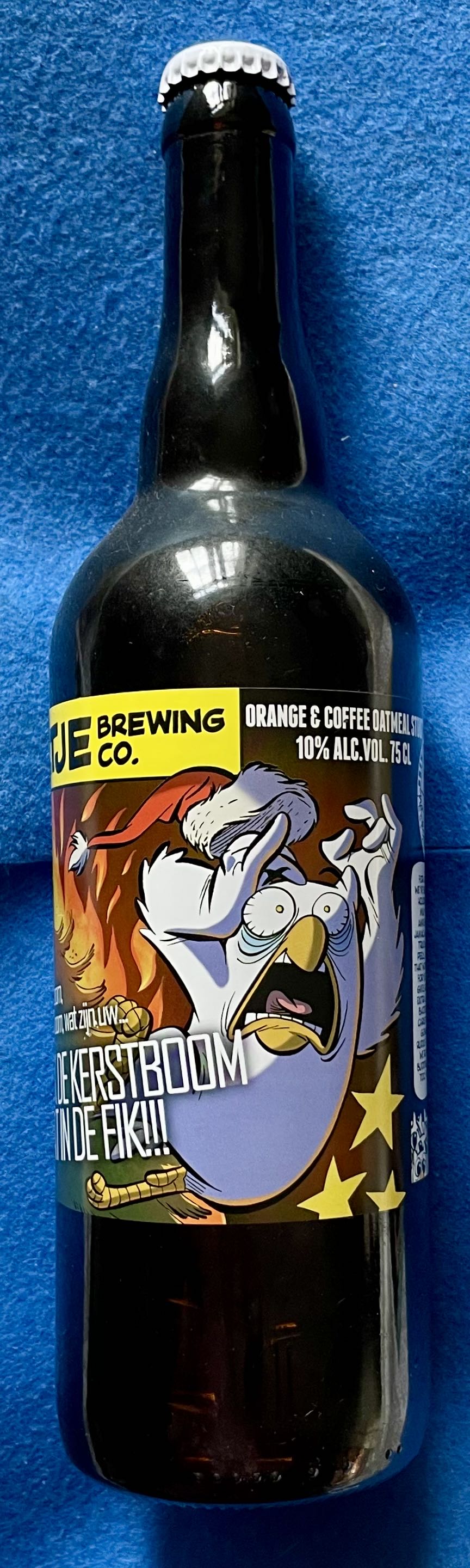 F*ck De Kerstboom Staat In De Fik!!! - Uiltje Brewing Company (750 mL) alcohol collectible [Barcode 8719325540505] - Main Image 2