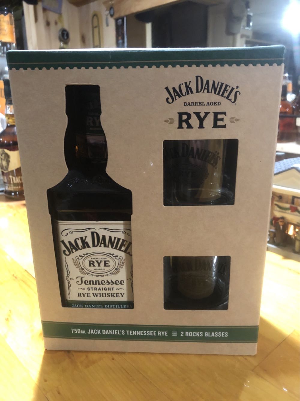BOX SET : Rye - Rocks (a)  (750 mL) alcohol collectible - Main Image 1