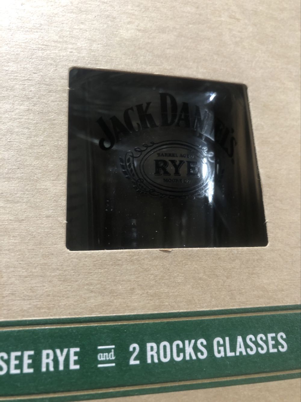 BOX SET : Rye - Rocks (a)  (750 mL) alcohol collectible - Main Image 3