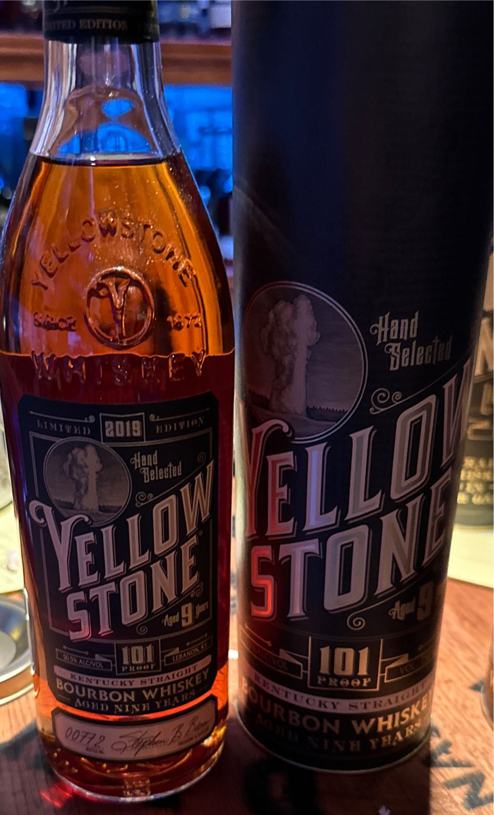 Yellowstone 9 Years  alcohol collectible [Barcode 088352134307] - Main Image 2