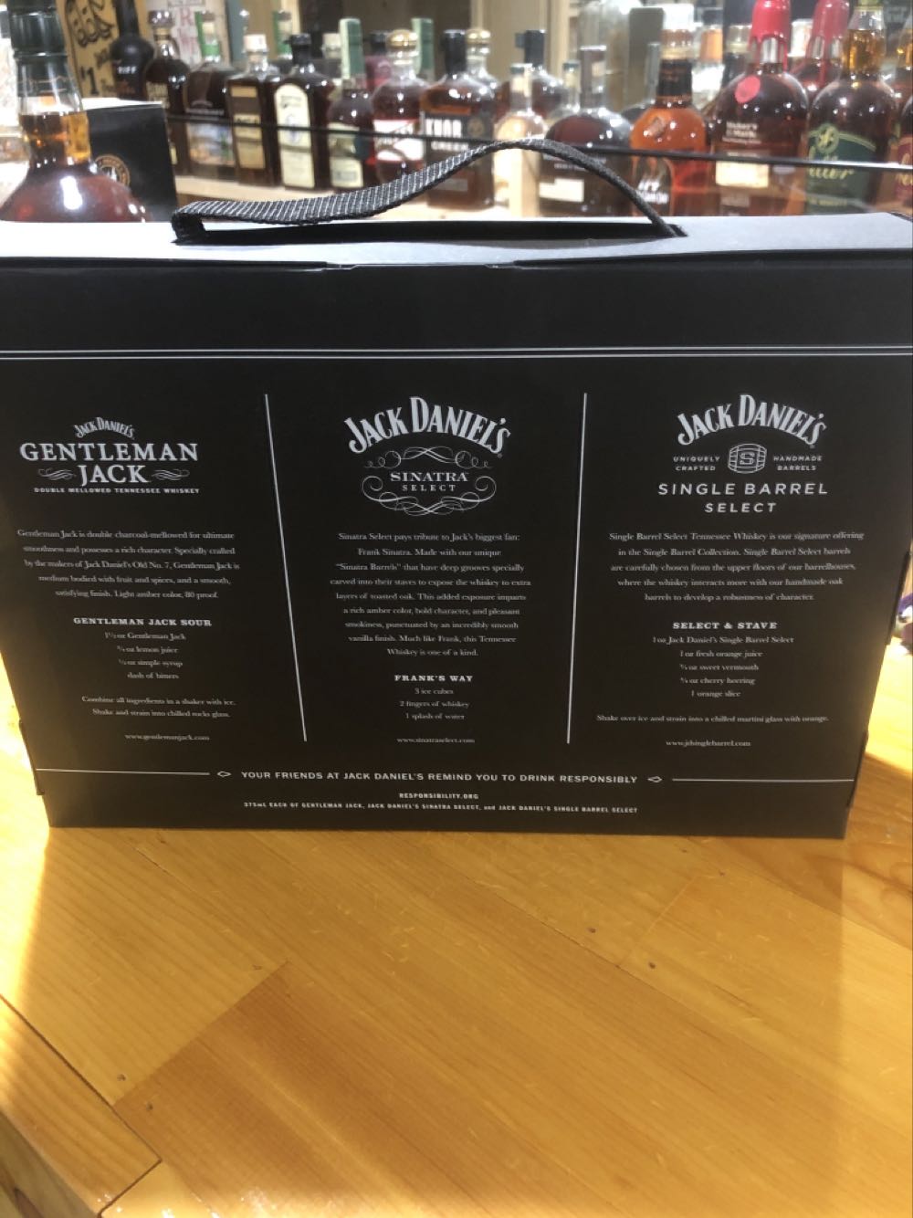 BOX SET : Family 375’s (b)  (375 mL) alcohol collectible - Main Image 2