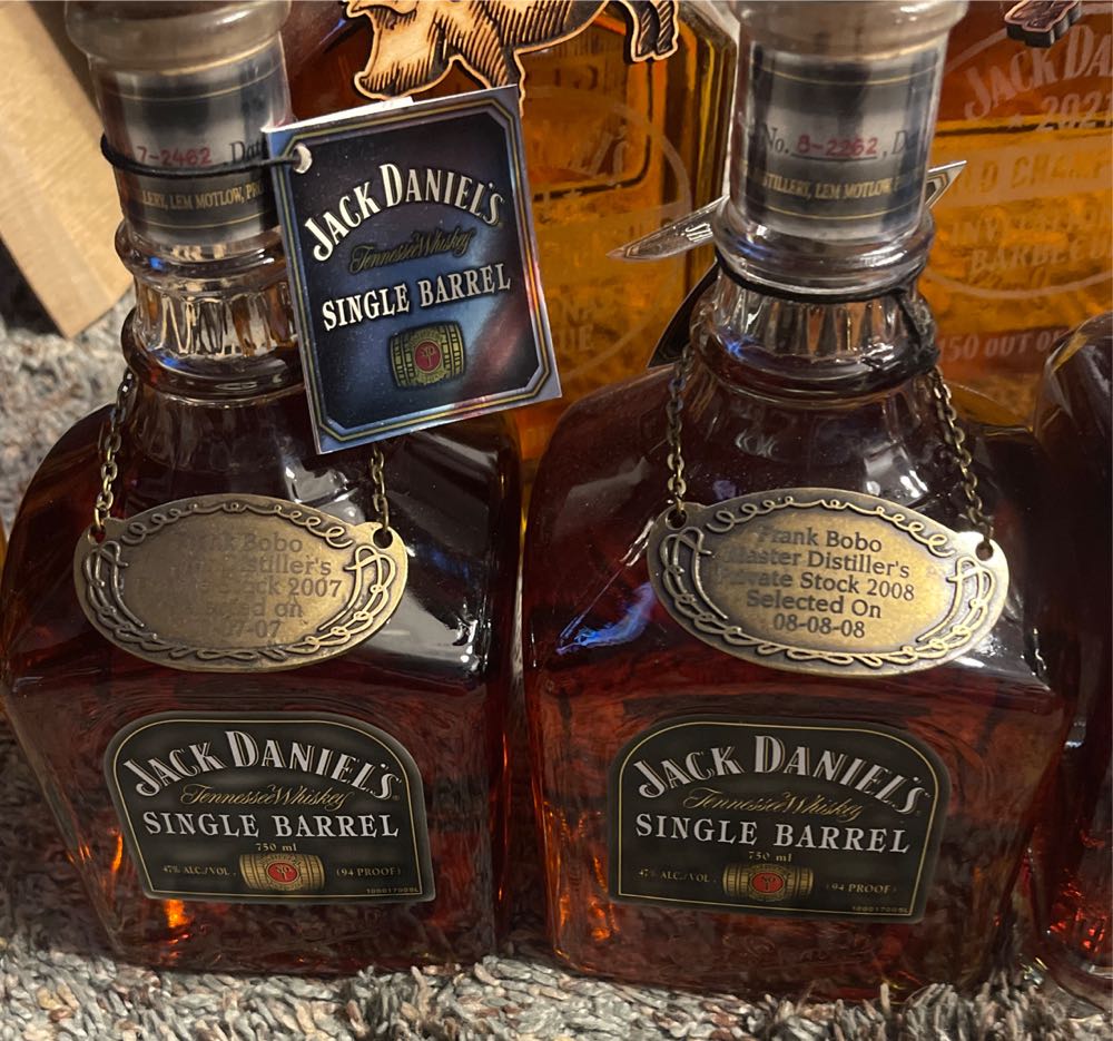 Frank Bobo Private Stock Set - Jack Daniel‘s Distillery (750 mL) alcohol collectible - Main Image 2