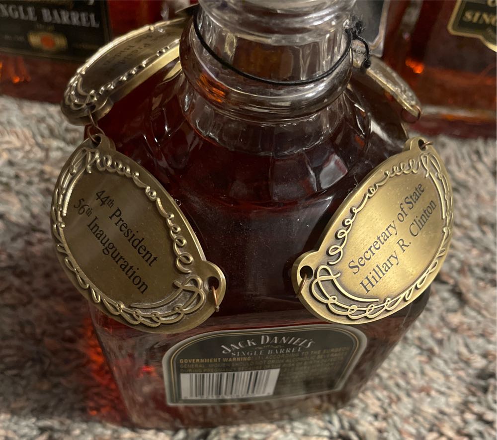 President Obama Single Barrel - Jack Daniel‘s Distillery (750 mL) alcohol collectible - Main Image 2