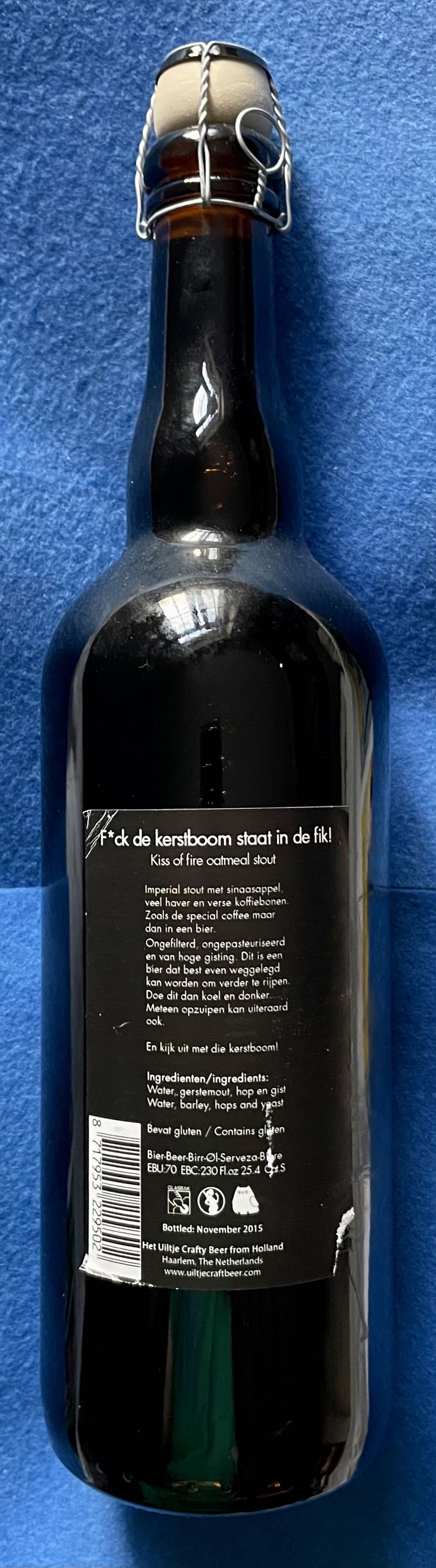 F*ck De Kerstboom Staat In De Fik!!! - Uiltje Brewing Company (750 mL) alcohol collectible [Barcode 8717953229502] - Main Image 2