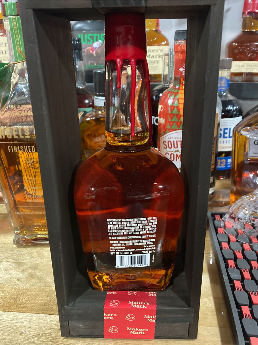 Maker’s Mark 46 Wooden Box Coaster Set - Maker’s Mark Distillery (750 mL) alcohol collectible [Barcode 085246501993] - Main Image 2