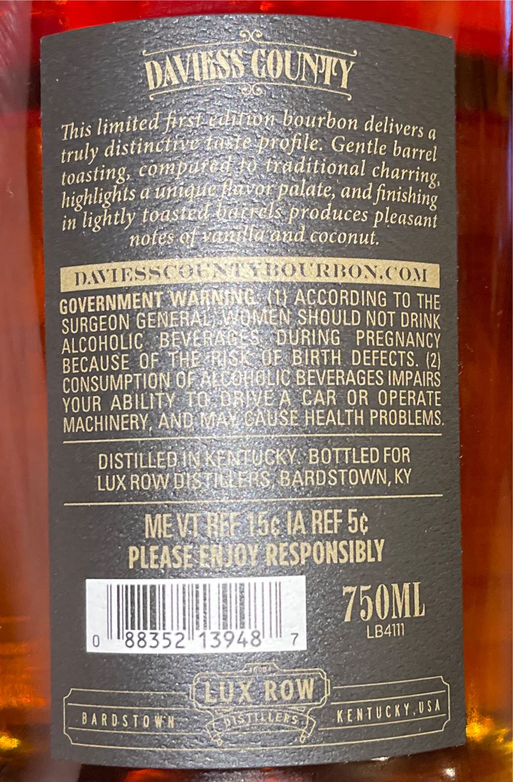 Daviess County Lightly Toasted Bourbon 750ml - Lux Row Distillers (750 mL) alcohol collectible [Barcode 088352139487] - Main Image 2