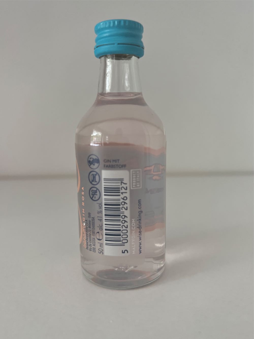 Malfy Rosa Gin - Pernod Ricard Italia S.p.A. (50 mL) alcohol collectible [Barcode 5000299296127] - Main Image 2