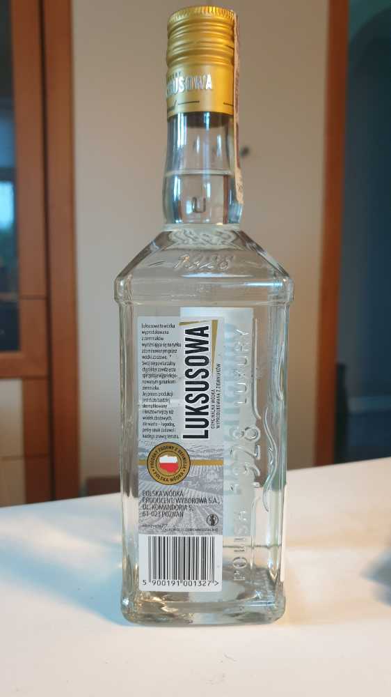 Luksusowa 500ml 40% Poland - Wyborowa SA (500 mL) alcohol collectible [Barcode 5900191001327] - Main Image 2