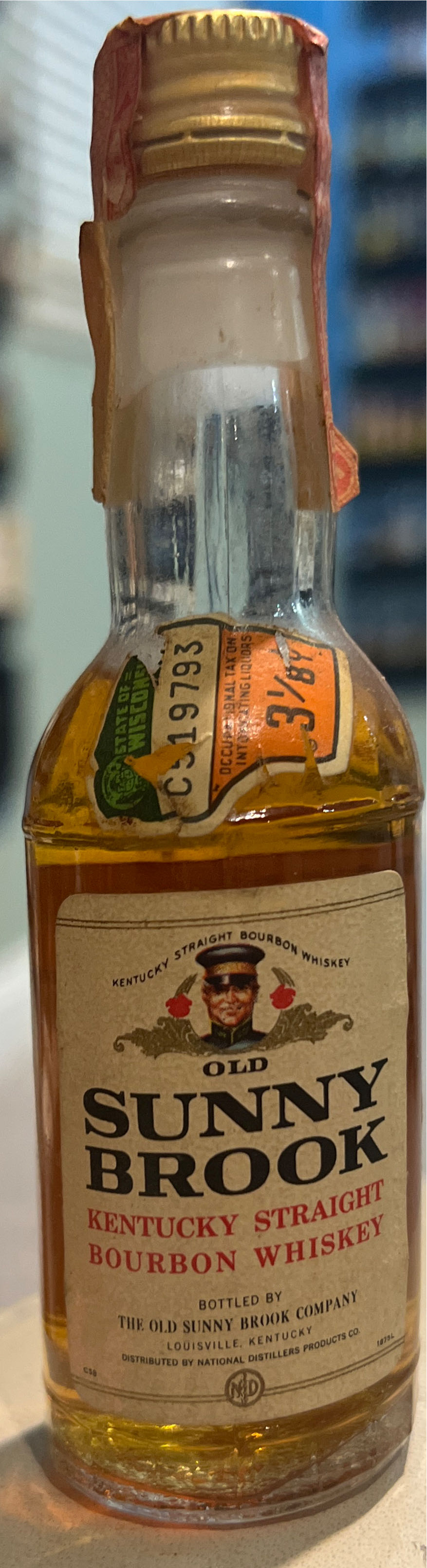 Sunny Brook  alcohol collectible - Main Image 2