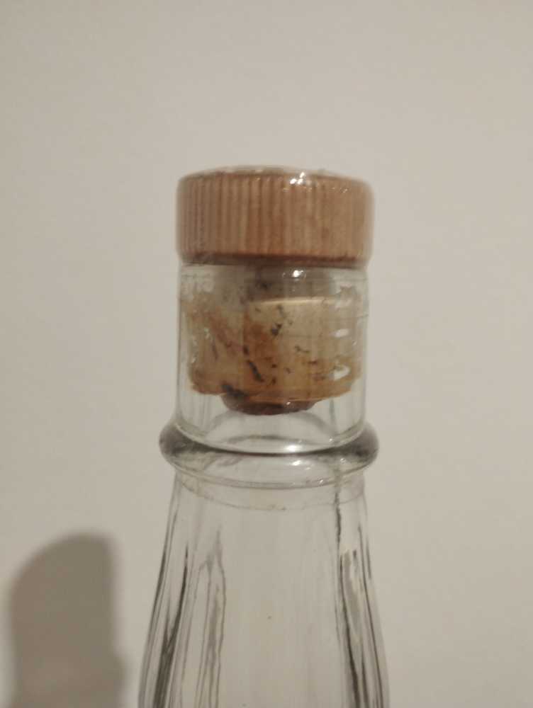 Replica 1895 EU  (1000 mL) alcohol collectible - Main Image 3