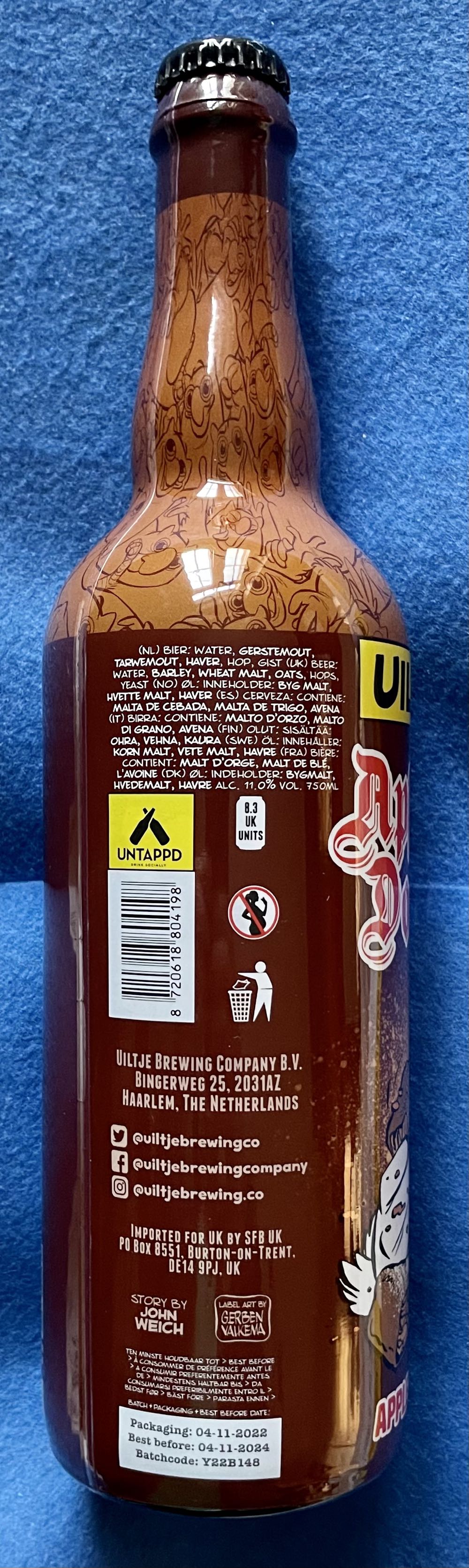 Apfelstrudel Doppelbock - Uiltje Brewing Company (750 mL) alcohol collectible [Barcode 8720618804198] - Main Image 3