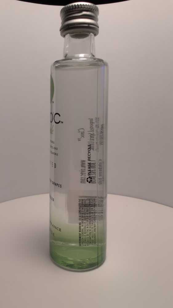 Ciroc Apple 50ML - Ciroc Distilling Company (50 mL) alcohol collectible [Barcode 082000005247] - Main Image 4