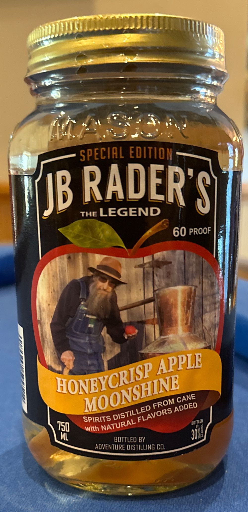 Set A Family Of Fine Wiskey From JD