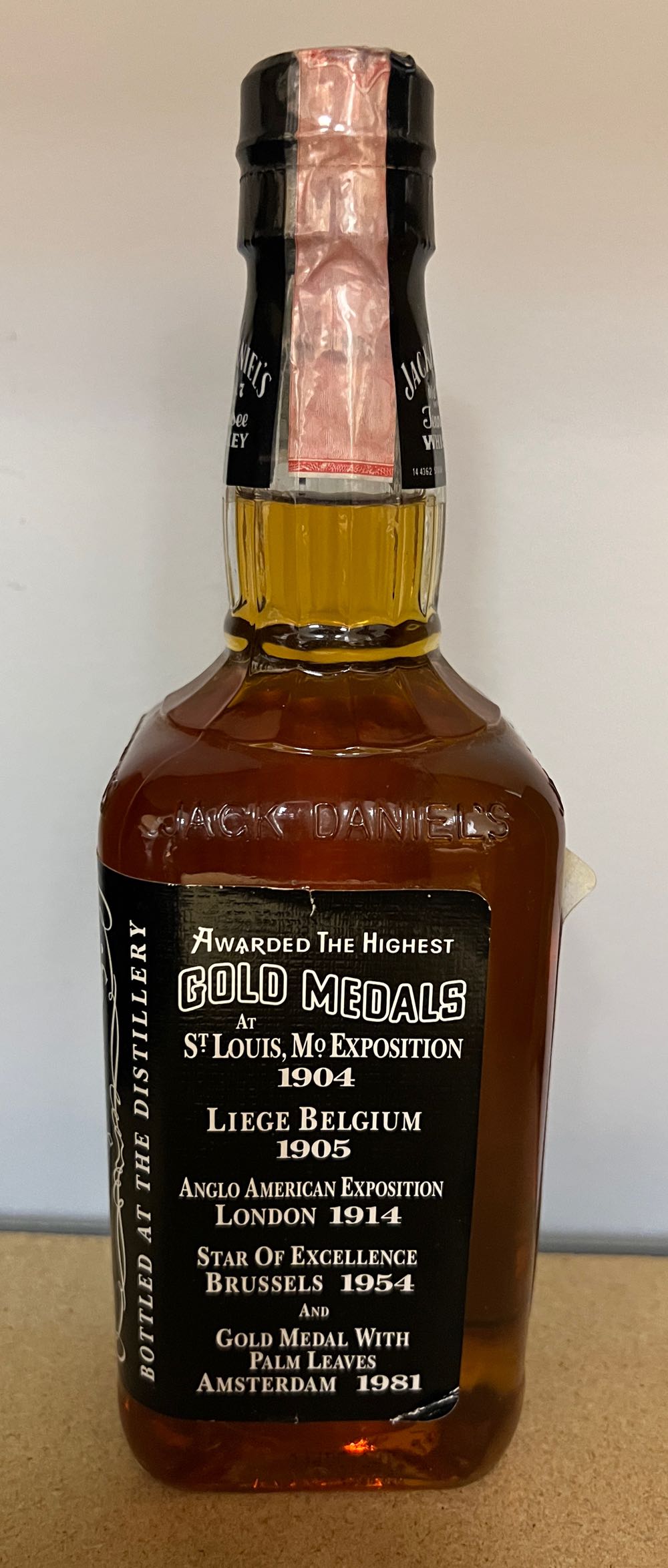 0 Black Label 1998 - Jack Daniel’s Distillery, Lynchburg, TN (700 mL) alcohol collectible - Main Image 4