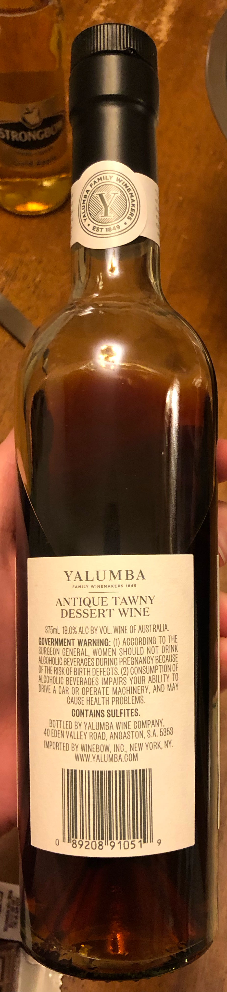 Antique Tawny - Yalumba Winery alcohol collectible - Main Image 2