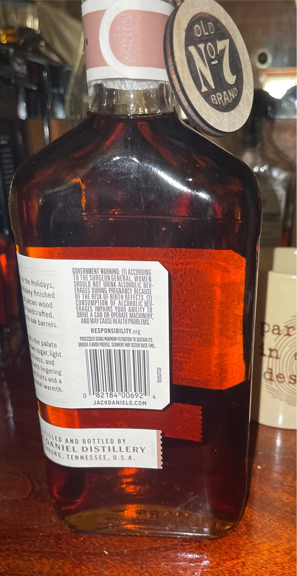 Jack Daniels Distillery Series Toasted Pecan - Jack Daniel‘s Distillery (375 mL) alcohol collectible [Barcode 082184006924] - Main Image 2