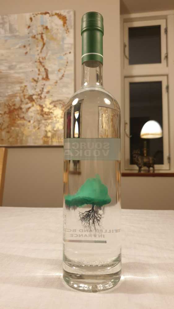 Source Vodka 700ml 40% France - Source Vodka (700 mL) alcohol collectible [Barcode 3259680018004] - Main Image 2
