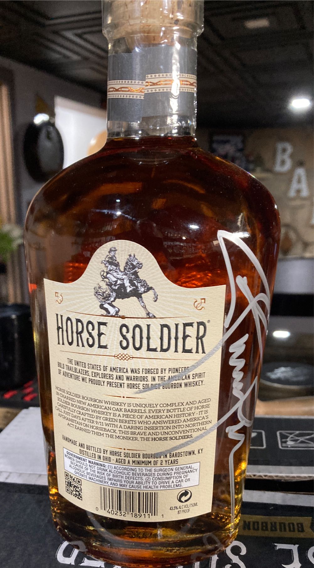 Horse Soldier Premium - Horse Soldier Bourbon (750 mL) alcohol collectible [Barcode 040232189111] - Main Image 2