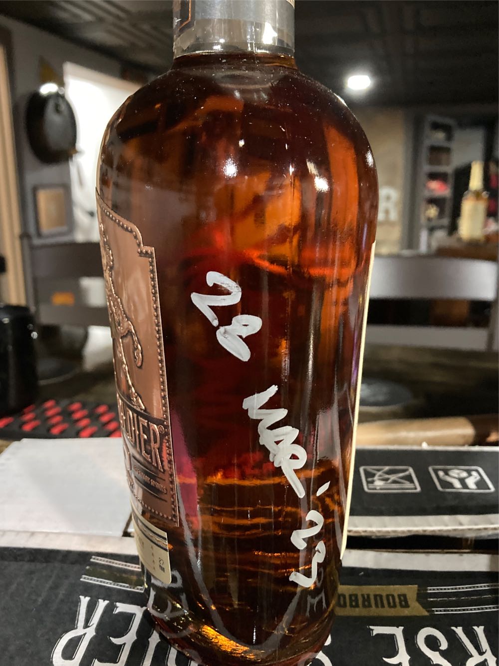 Horse Soldier Premium - Horse Soldier Bourbon (750 mL) alcohol collectible [Barcode 040232189111] - Main Image 3