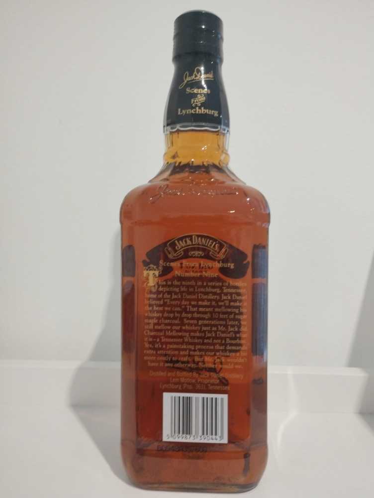 Scenes From Lynchburg No.9  (1000 mL) alcohol collectible - Main Image 2