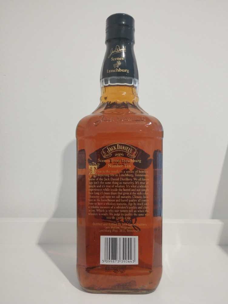 Scenes From Lynchburg No.10  (1000 mL) alcohol collectible - Main Image 2