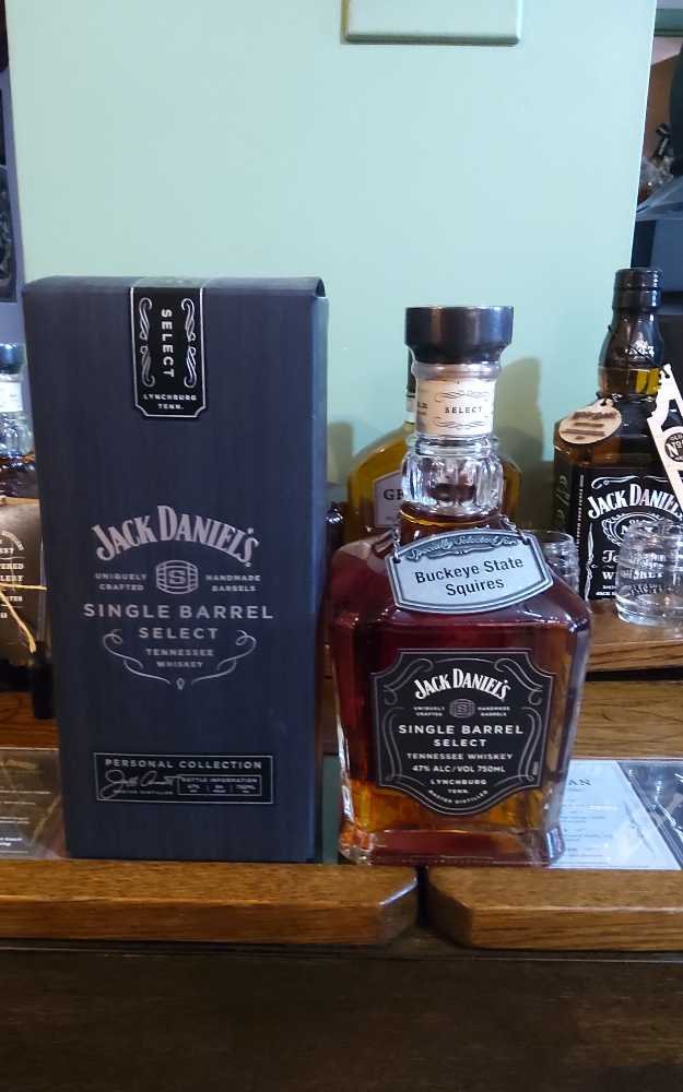 World Of Nintendo 91438 4” Shy Guy With Coin Action Figure