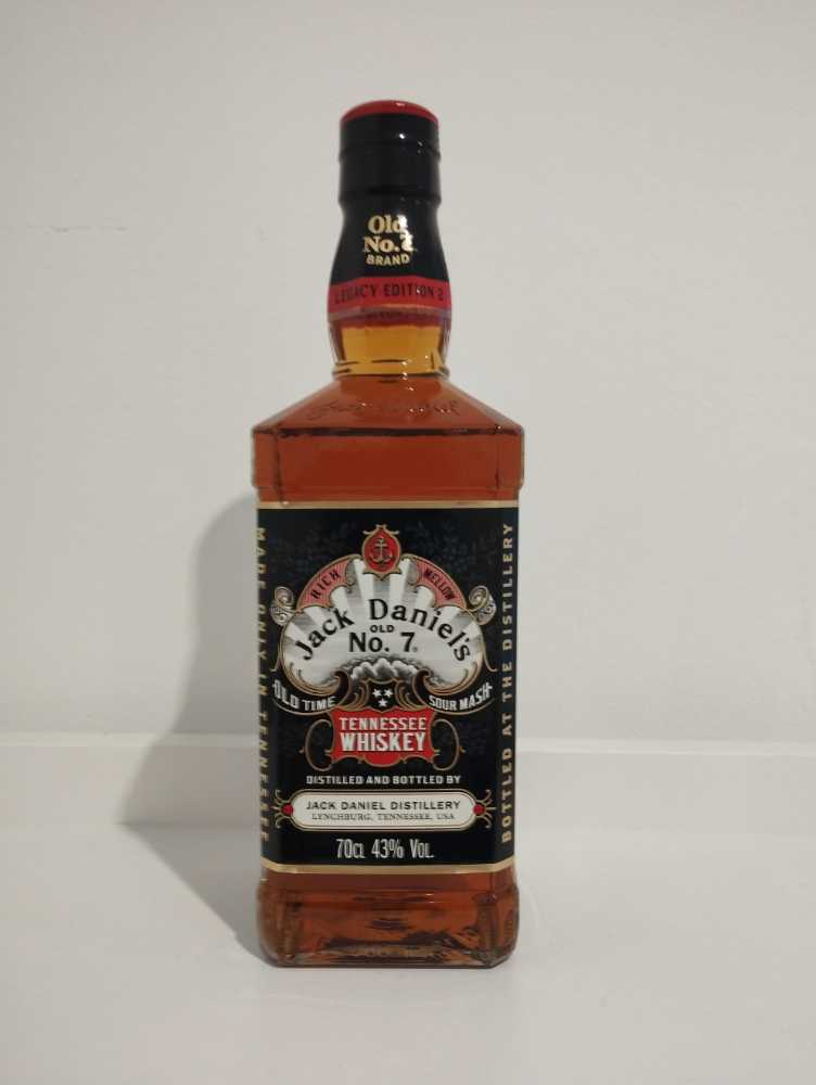 Book Of Tennessee Legend Pistorial Of Old Bottles & Jugs