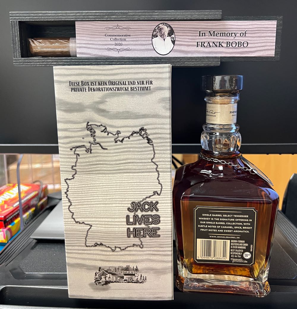 In Memory Of Frank Bobo UK - Jack Daniel’s Distillery, Lynchburg, TN (700 mL) alcohol collectible - Main Image 3