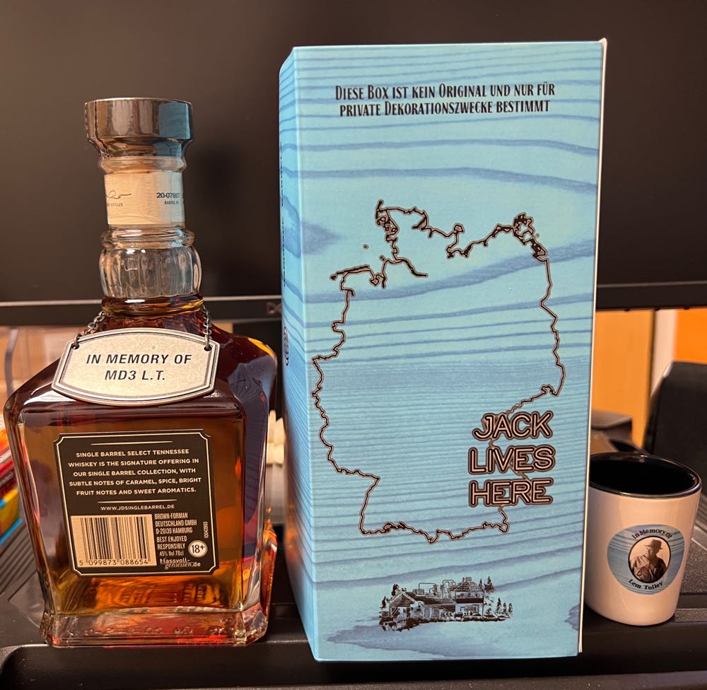 In Memory Of Lem Tolley UK - Jack Daniel’s Distillery, Lynchburg, TN (700 mL) alcohol collectible - Main Image 3