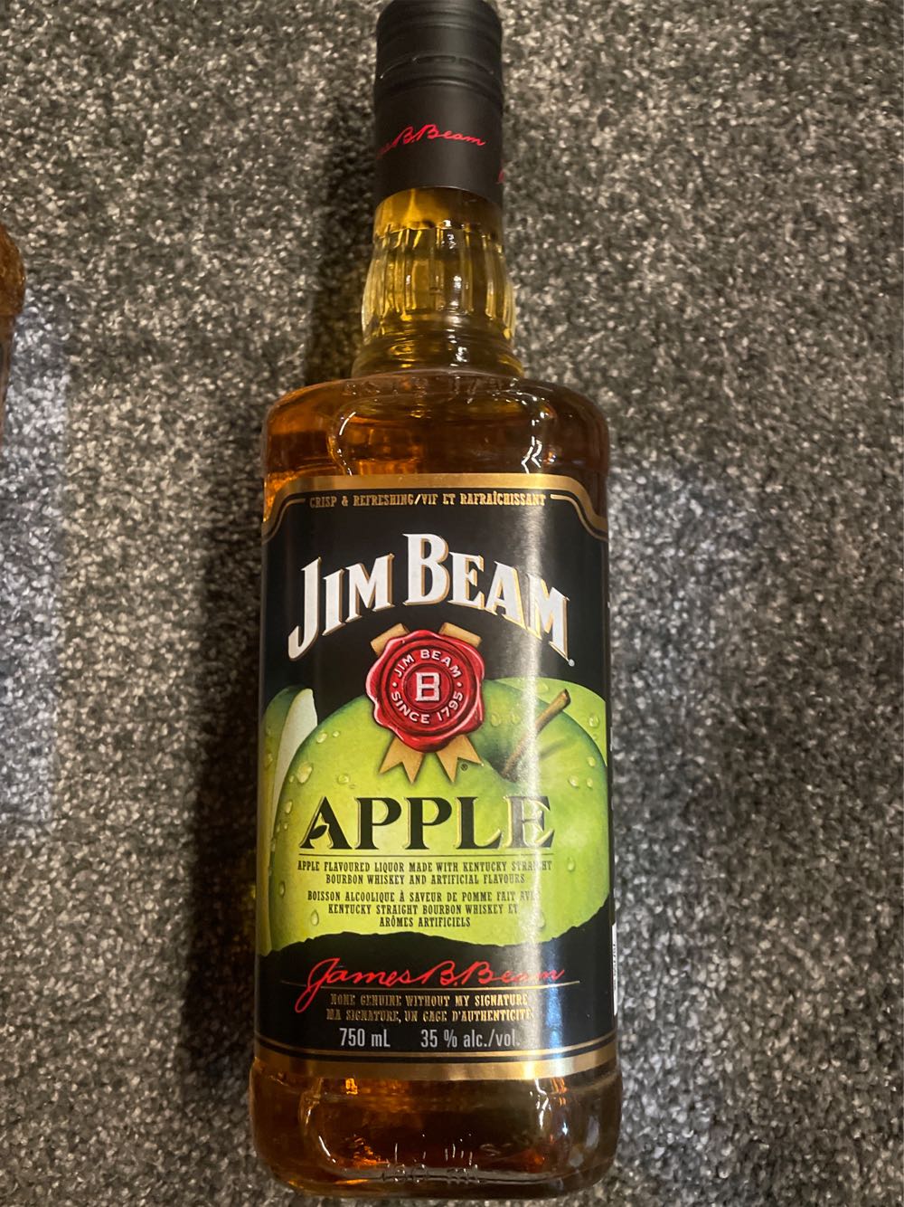 Jim Beam Apple  (750 mL) alcohol collectible [Barcode 080686006725] - Main Image 1