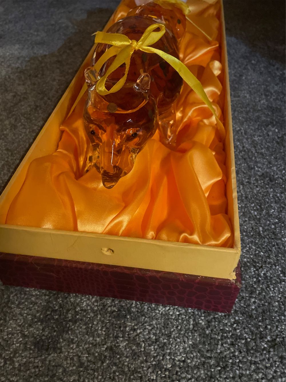 Leopard Bourbon  (750 mL) alcohol collectible [Barcode 649152468438] - Main Image 2