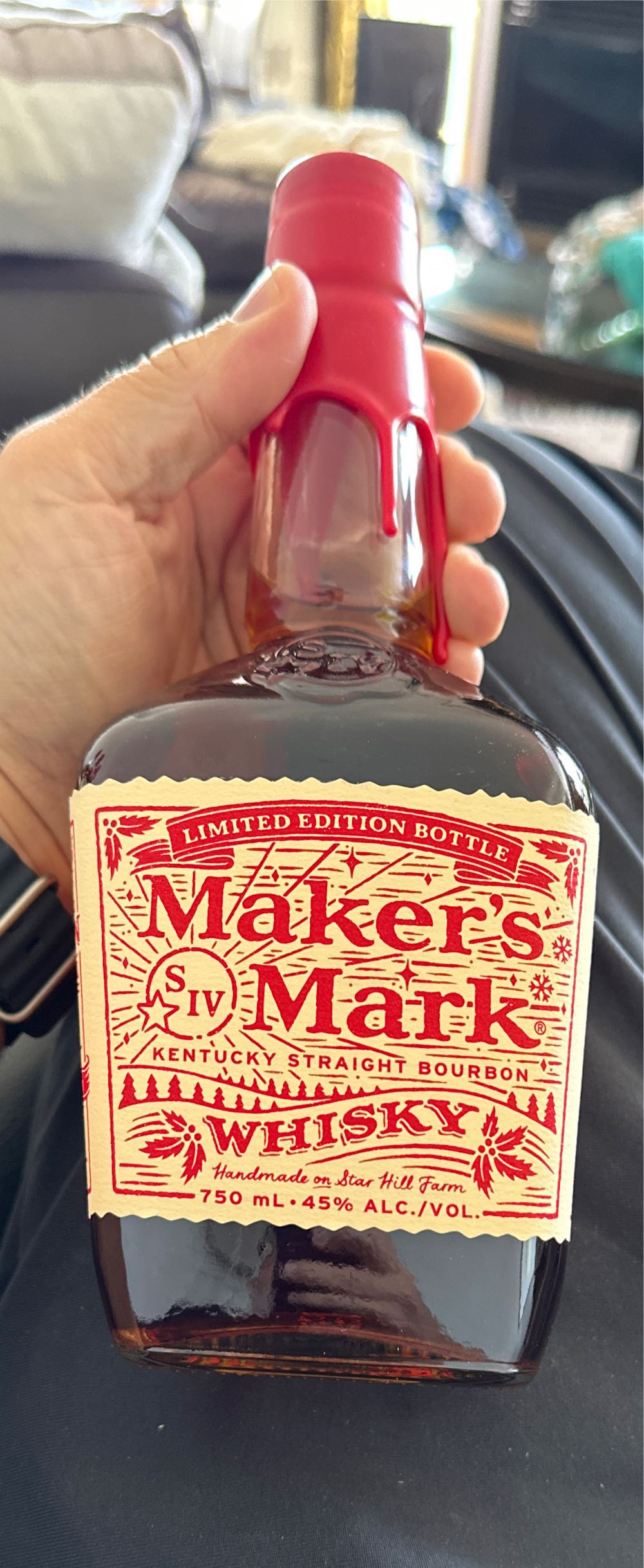 Marker’s Mark S IV Red Christmas Balls Limited Edition Bottle - The Maker’s Mark Distillery, Inc. (750 mL) alcohol collectible [Barcode 085246501610] - Main Image 3