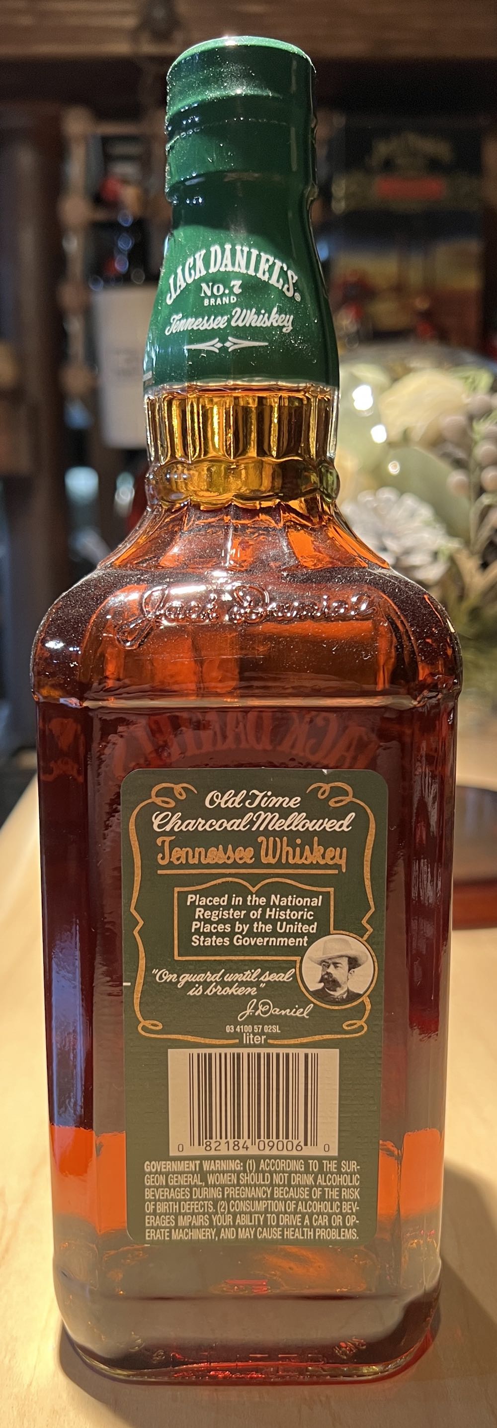 0 Green Label 1l 2011  (1 L) alcohol collectible - Main Image 3