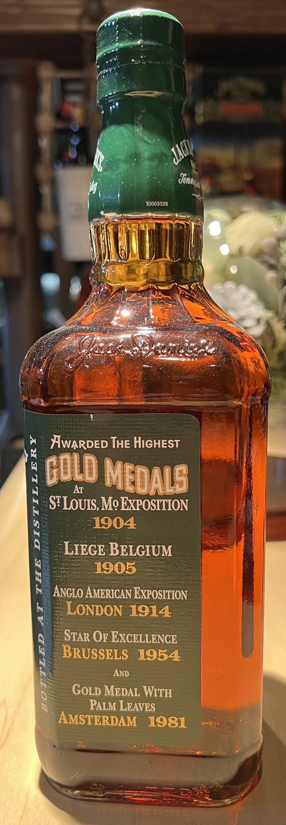 0 Green Label 1l 2011  (1 L) alcohol collectible - Main Image 4