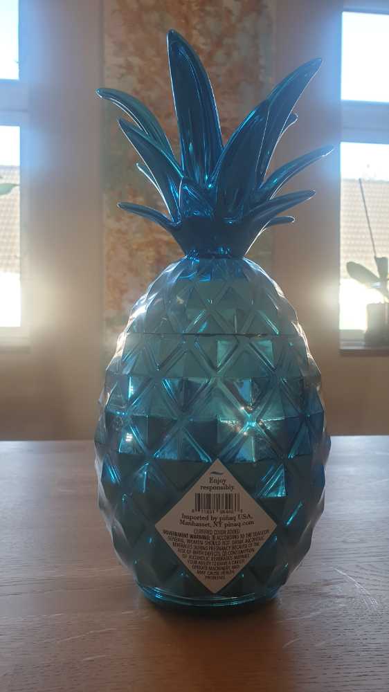 Pinaq Blue 1000.l 17% Holland  (1000 mL) alcohol collectible [Barcode 611851664466] - Main Image 2