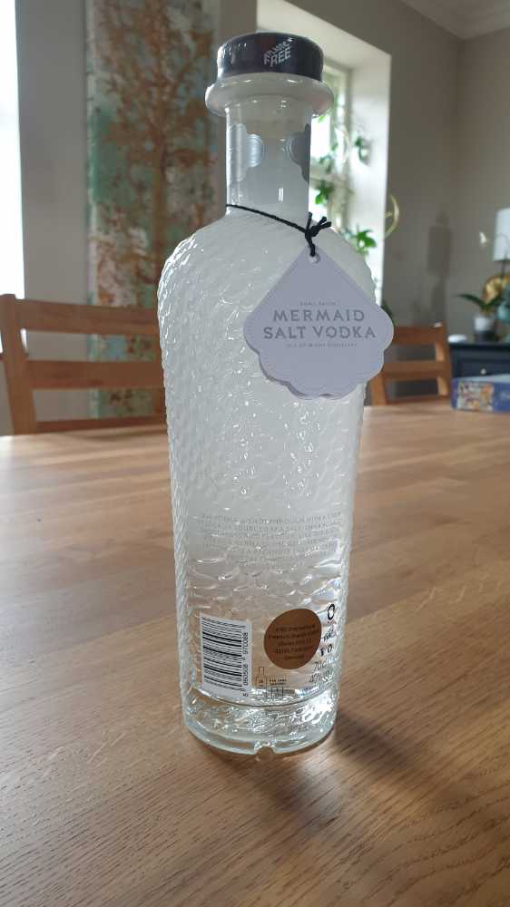 Mermaid Salt Vodka 700ml 40% - Isle Of Wight Distillery (700 mL) alcohol collectible [Barcode 5060508970088] - Main Image 2