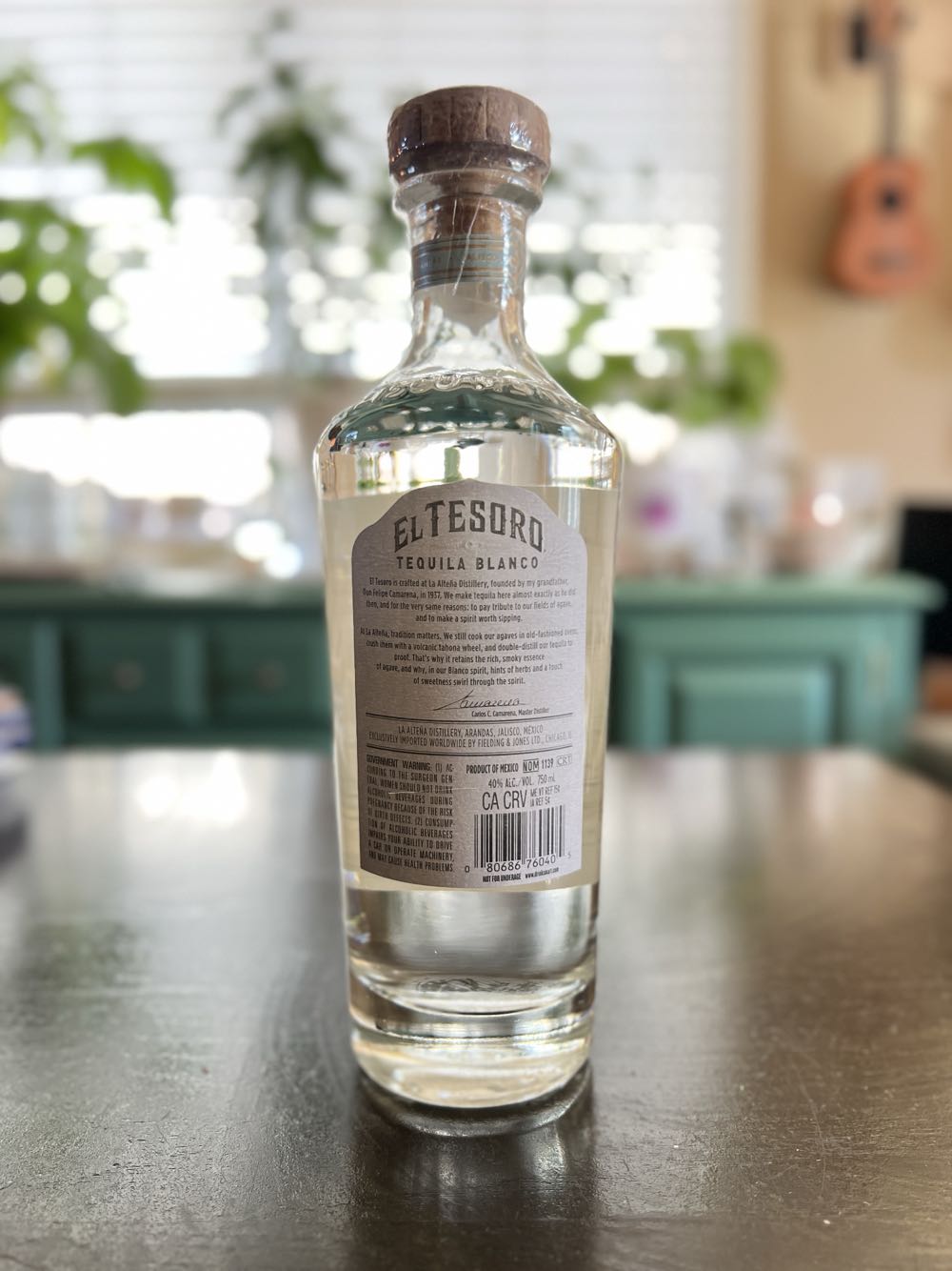 El Tesoro Blanco - Nom 1139 (750 mL) alcohol collectible [Barcode 080686760405] - Main Image 2