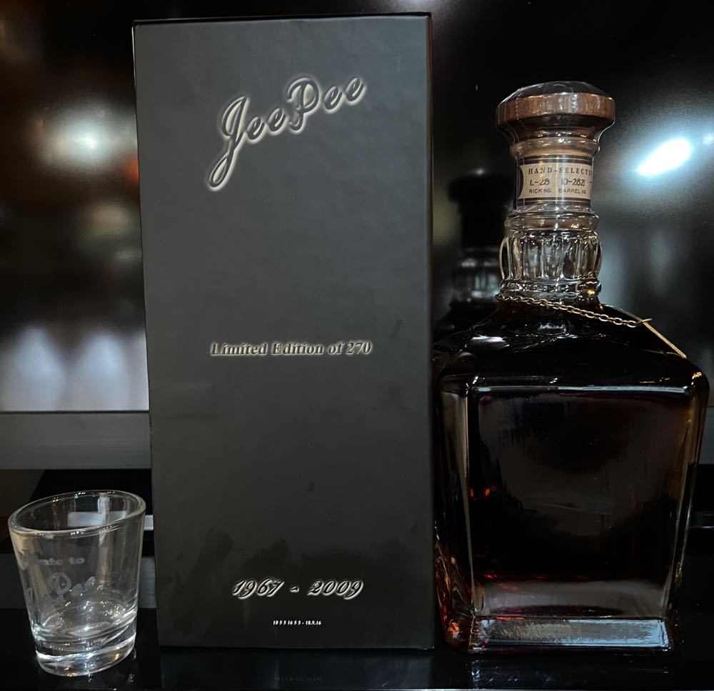 0 Maxell House Tribute To Jee Pee 2010 - Jack Daniel’s Distillery, Lynchburg, TN (750 mL) alcohol collectible - Main Image 3