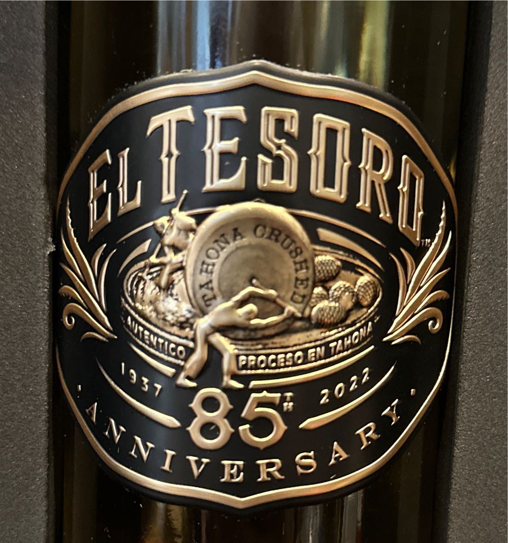 El Tesoro 85th Anniversary - Nom 1139 (750 mL) alcohol collectible [Barcode 080686761068] - Main Image 3
