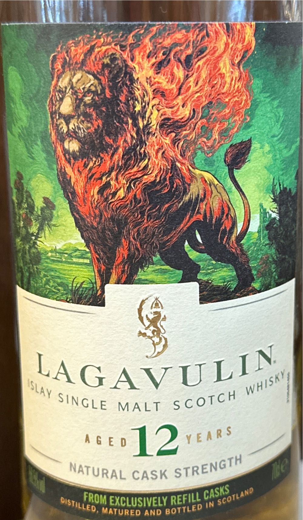 Lagavulin 12 Lion’s Fire 2021 SR - Lagavulin Distillery (700 mL) alcohol collectible [Barcode 5000281067001] - Main Image 3
