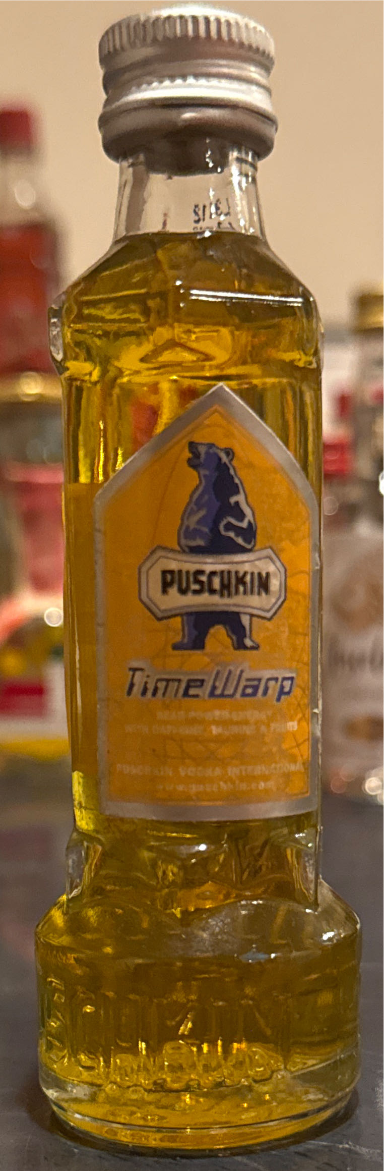 Puschkin Time Warp  (40 mL) alcohol collectible [Barcode 4008669025071] - Main Image 2