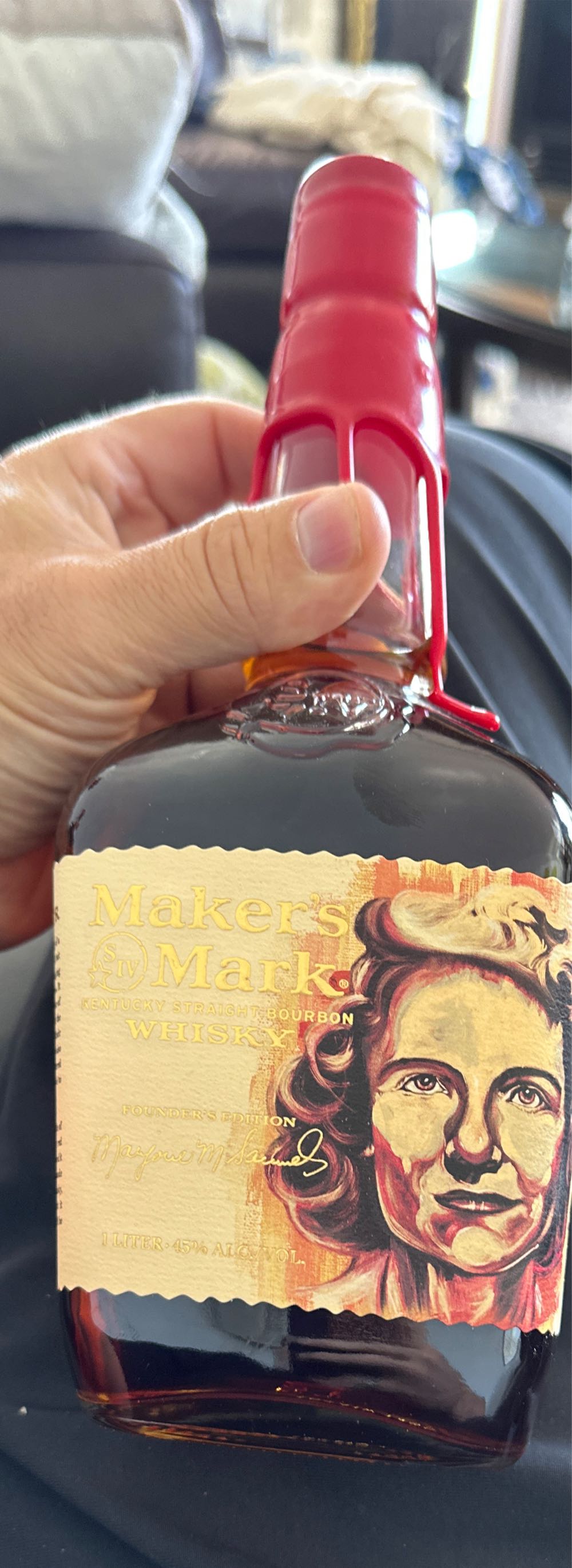 Maker’s Mark Founders Series:Marjie Samuels - Maker’s Mark Distillery, Loretto, KY (1000 mL) alcohol collectible [Barcode 085246502020] - Main Image 4